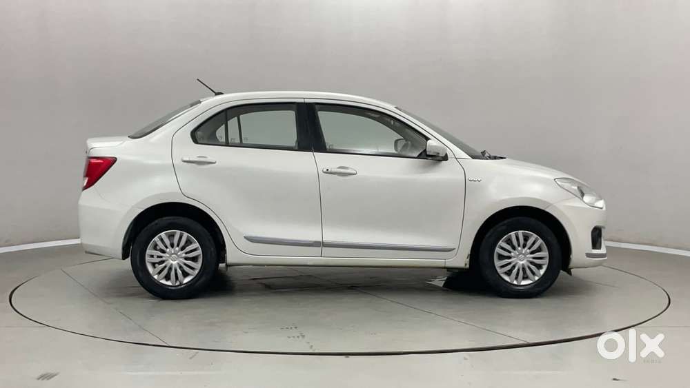 Maruti Suzuki Dzire 1.2 Vxi Amt, 2019, Petrol