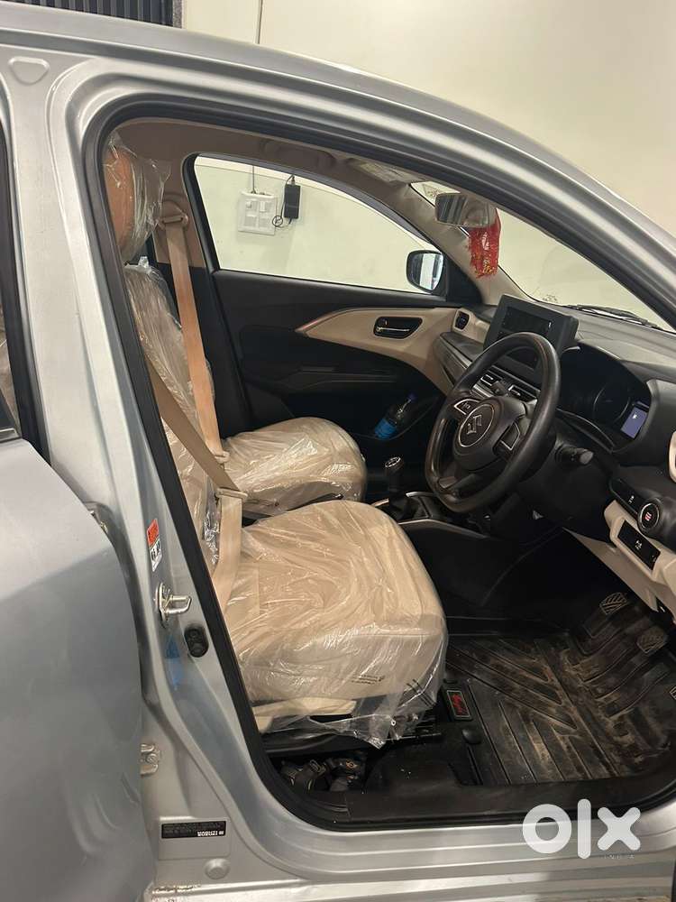 Maruti Suzuki Dzire 1.2 Zxi Cng, 2025, Cng & Hybrids