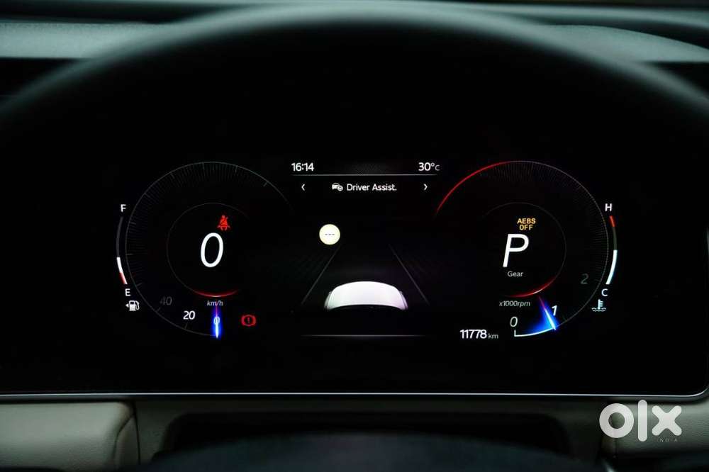 Mahindra Xuv700 2.0 Ax 7 Petrol At Luxury Pack Str, 2023, Petrol
