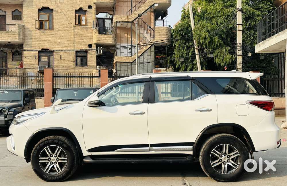 Toyota Fortuner 4x2 At 2.8 Diesel, 2019, Diesel