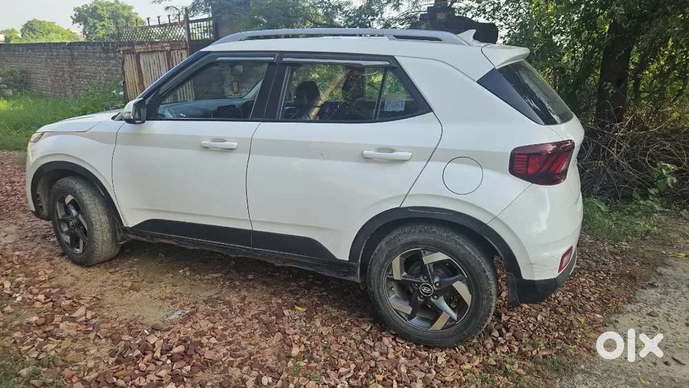 Hyundai Venue Diesel Manual 2021