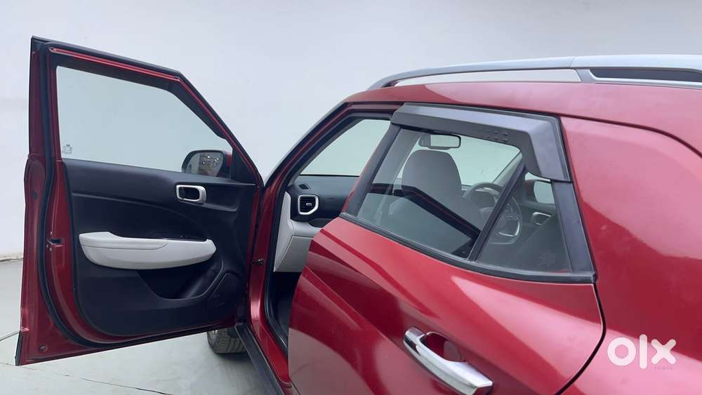 Hyundai Venue 1.0 Sx (o) Turbo Dct, 2022, Petrol