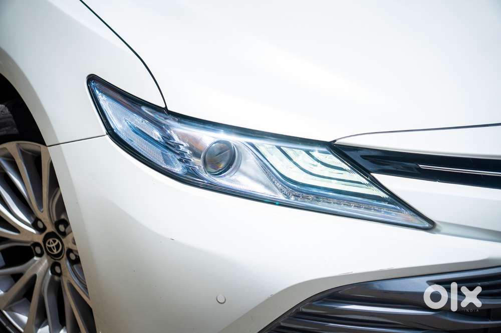 Toyota Camry 2.5 Hybrid, 2020, Petrol