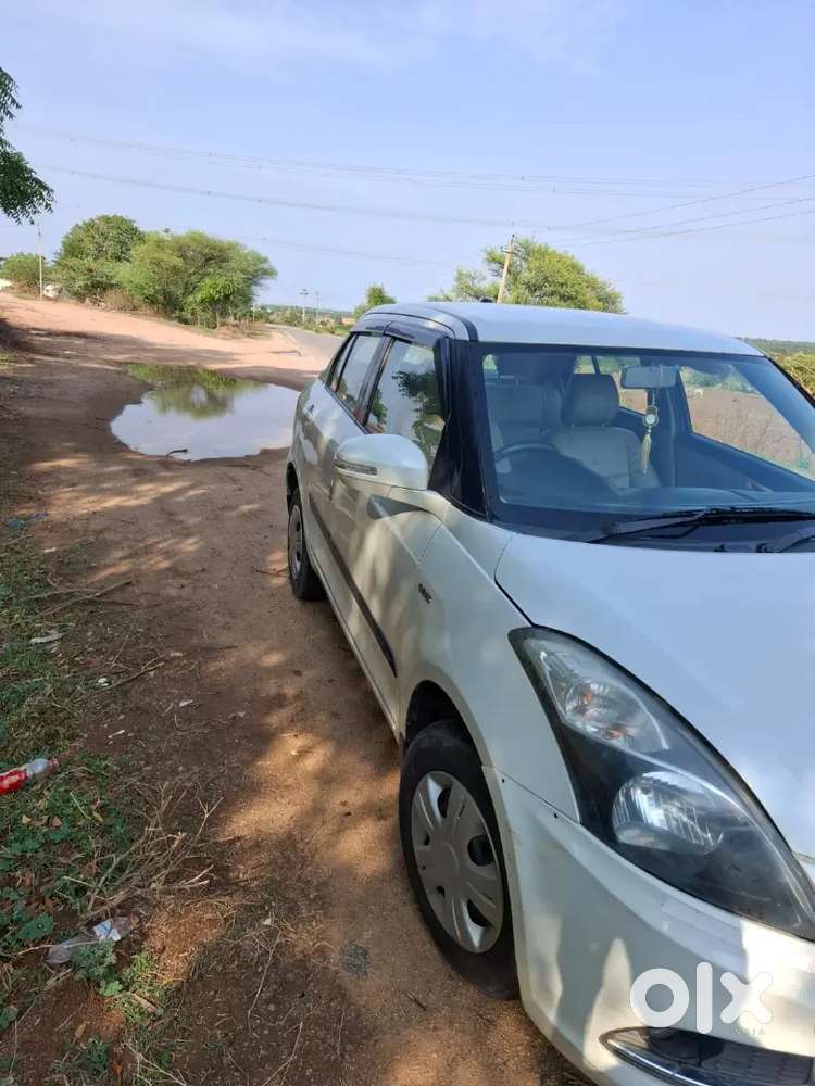 Maruti Suzuki Swift Dzire 2015 Diesel 94000 Km Driven
