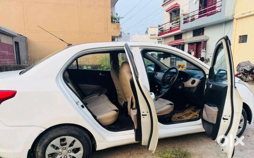 Hyundai Xcent 2015 Petrol Good Condition