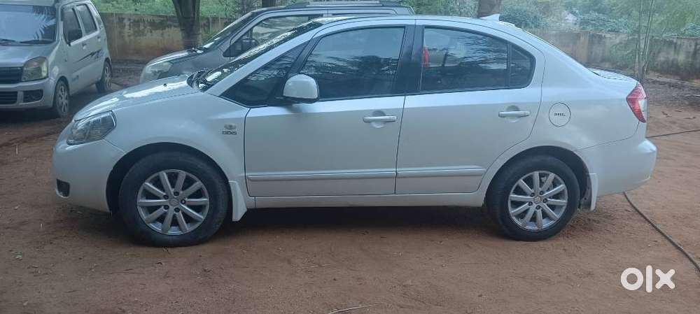Maruti Suzuki Sx4, 2012
