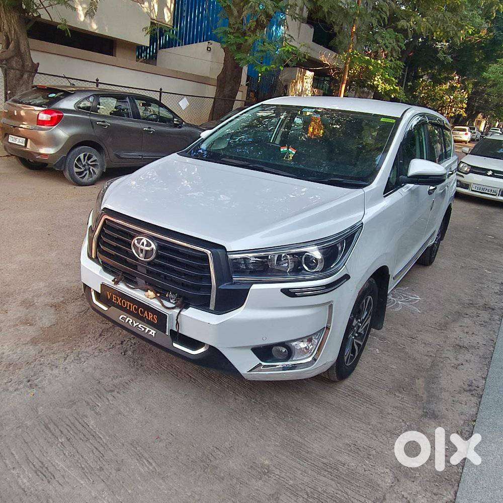 Toyota Innova Crysta 2.4 V 7 Str, 2023, Diesel