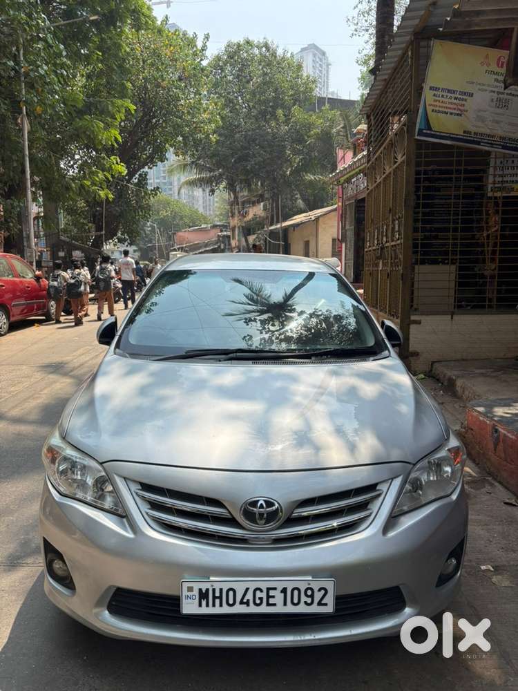 Toyota Corolla Altis 2013