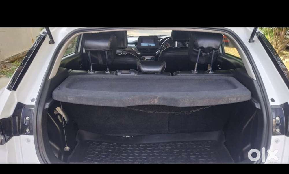 Maruti Suzuki Fronx Delta 1.2 Mt, 2023, Petrol