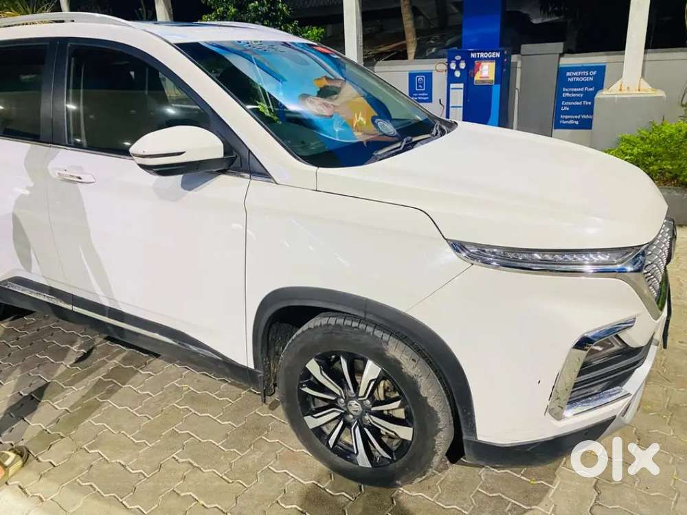 Mg Hector Top Model With Sunroof