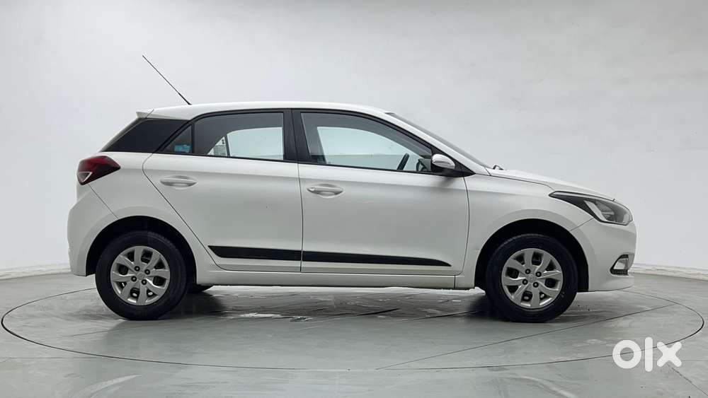 Hyundai Elite I20 [ ] 1.2 Sportz, 2015, Petrol