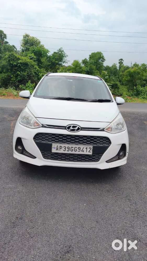 Hyundai Grand I10 2020 Petrol 40000 Km Driven