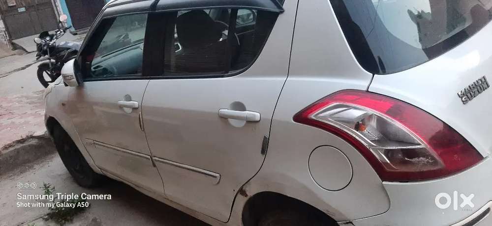 2012 Feb 1st Owner White All Power Window