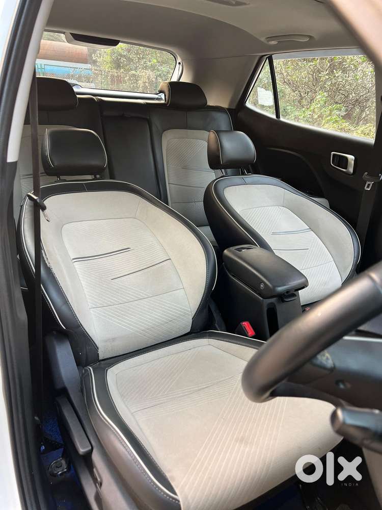 Hyundai Venue Sx (o) Mt 1.5 Diesel, 2022, Diesel