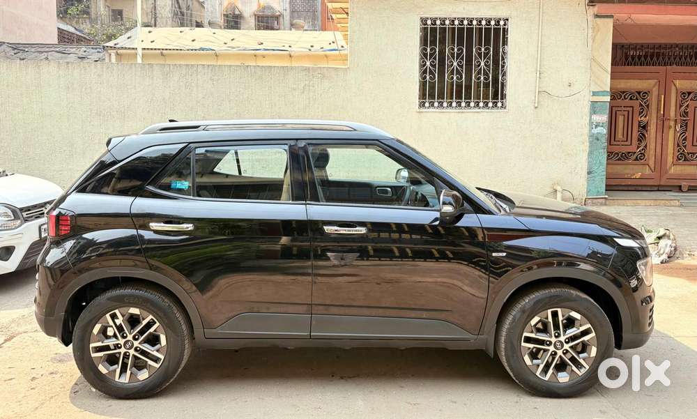 Hyundai Venue 1.0 Sx (o) Turbo Dct, 2023, Petrol