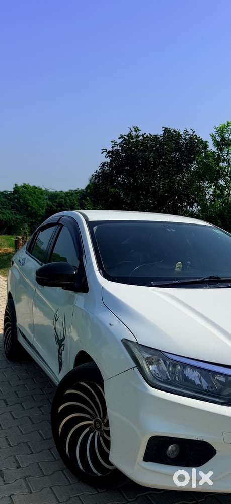 Honda City Hybrid 2017