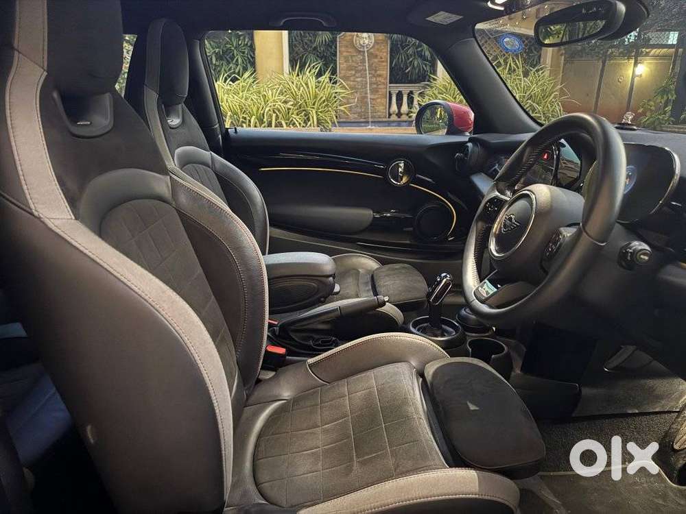 Mini Cooper 3 Door John Works, 2022, Petrol