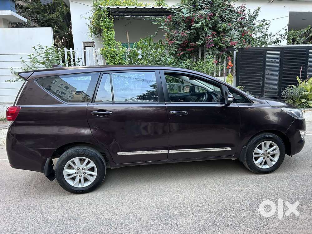 Toyota Innova Crysta 2.8 Gx At, 2016, Diesel