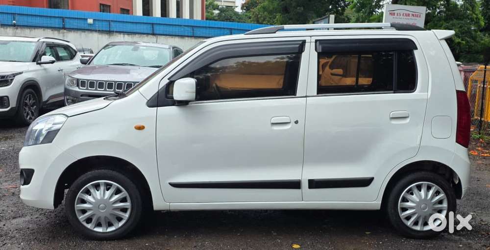 Maruti Suzuki Wagon R 1.0 Vxi Amt, 2017, Petrol