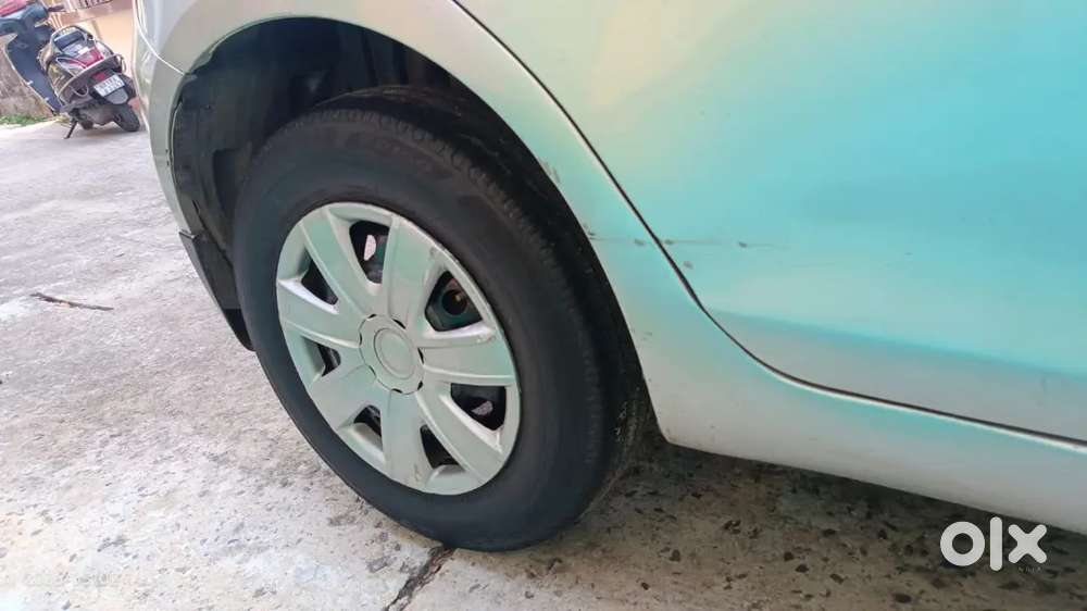 Life Time Tax Maruti Suzuki Swift Vdi 2012 New Tyre New Socker