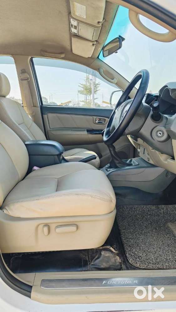 Toyota Fortuner 3.0 4x2 Mt, 2012, Diesel