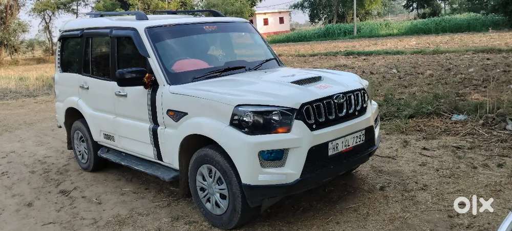 Scorpio S2 गाड़ी है कृपया लेने वाले ही Sms करे