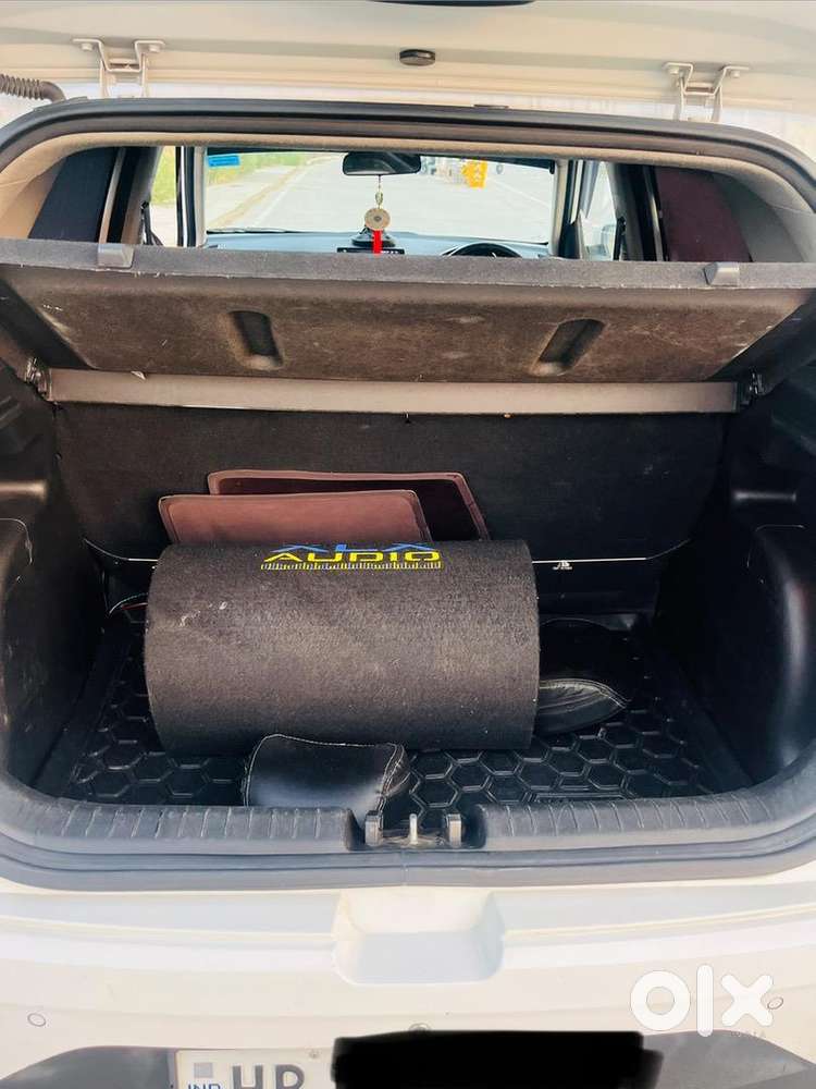 Hyundai Venue 2020 Petrol 74755 Km Driven