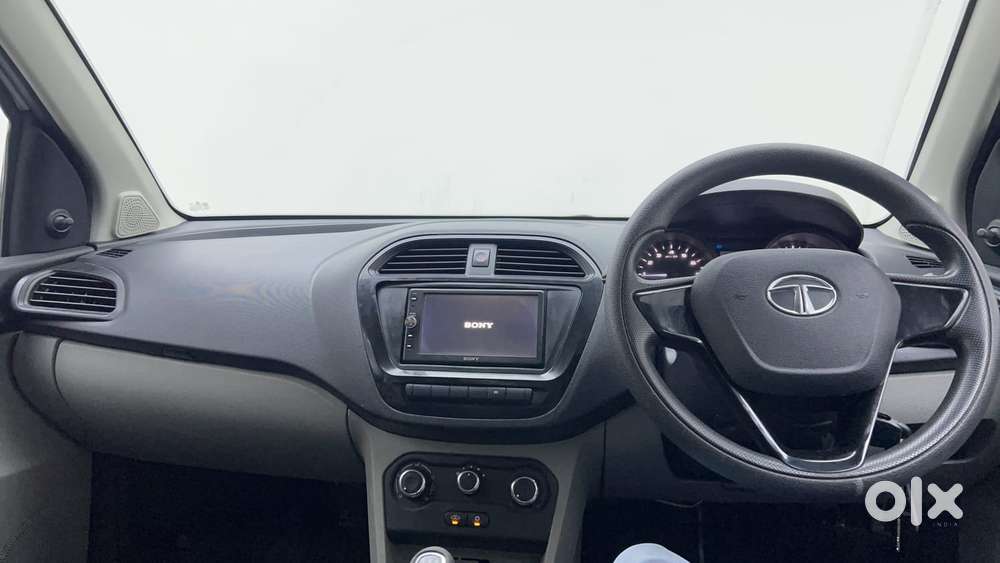 Tata Tiago 1.2 Revotron Xm, 2018, Petrol