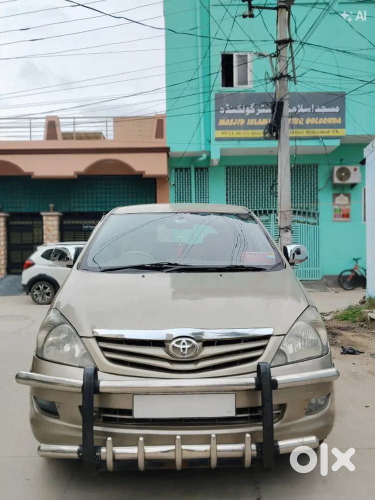 Toyota Innova 2.5 V 2008.