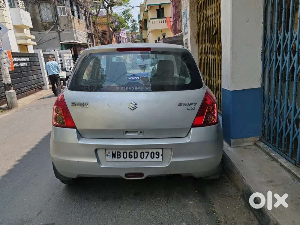 Maruti Suzuki Swift Lxi 2009