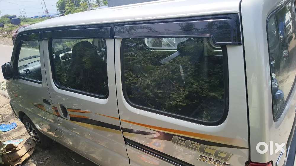 Maruti Suzuki Eeco Petrol 2023