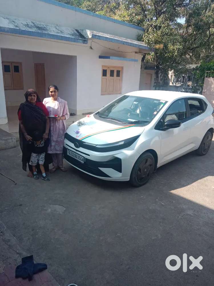 Tata Altroz  Pure Diesel