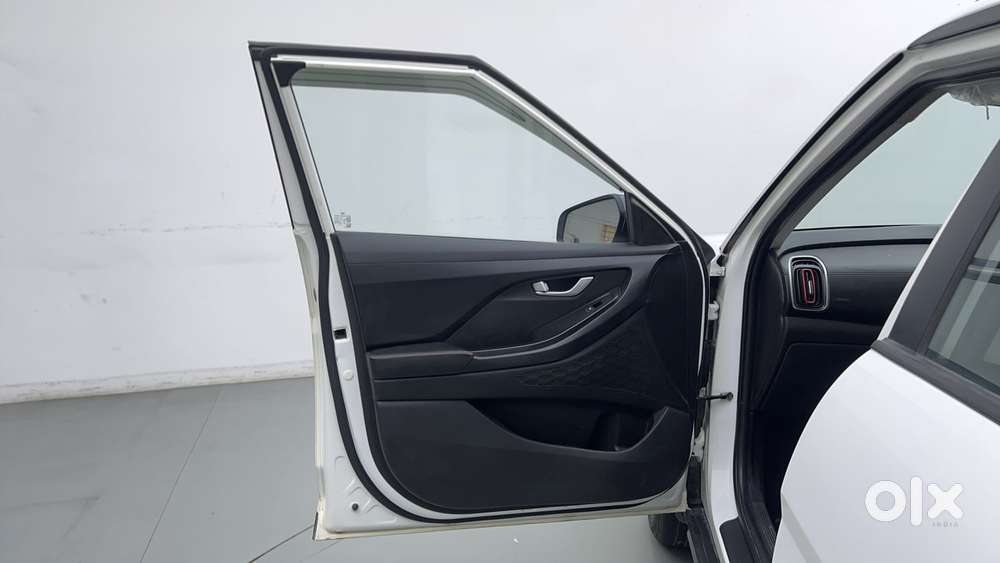 Hyundai Creta 1.5 S Plus Knight Petrol, 2023, Petrol