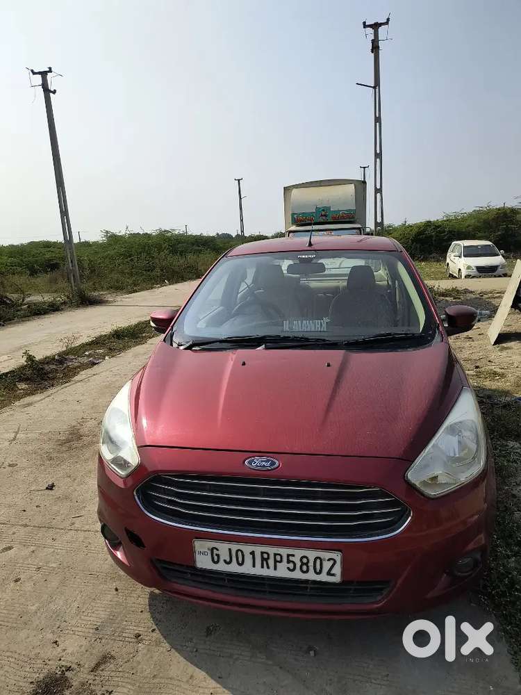 Ford Aspire Titanium Blu 2016