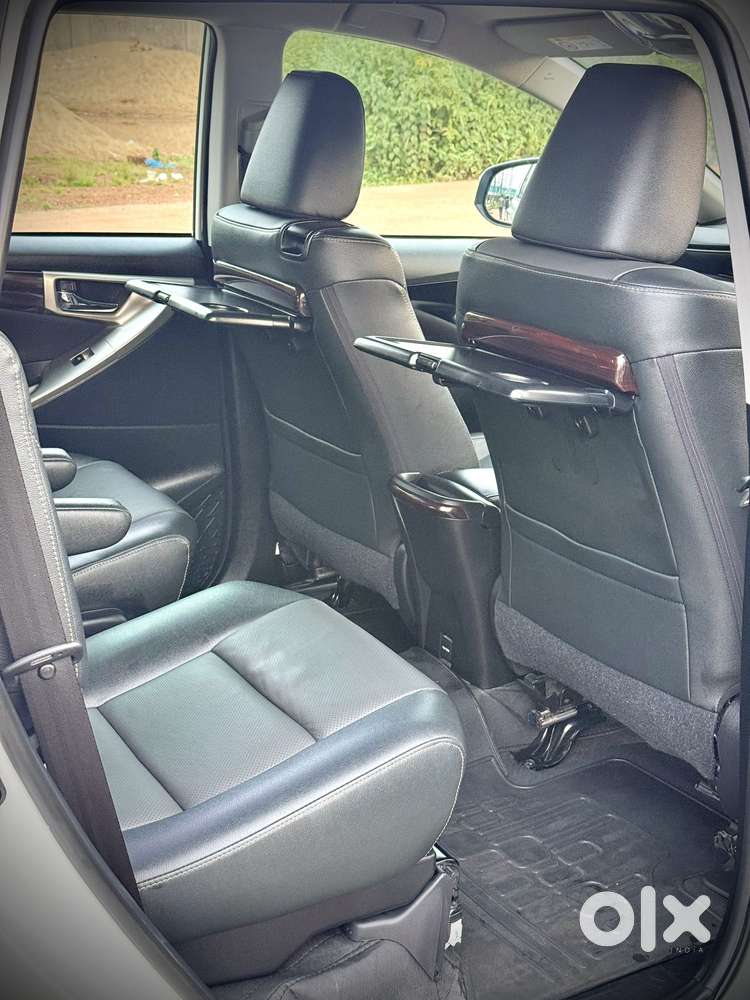 Toyota Innova Crysta 2.4 Z 7 Str, 2025, Diesel
