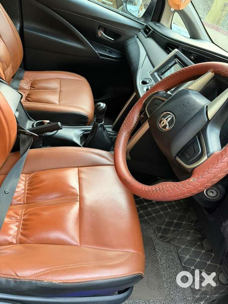 Toyota Innova Crysta 2016 Diesel Well Maintained