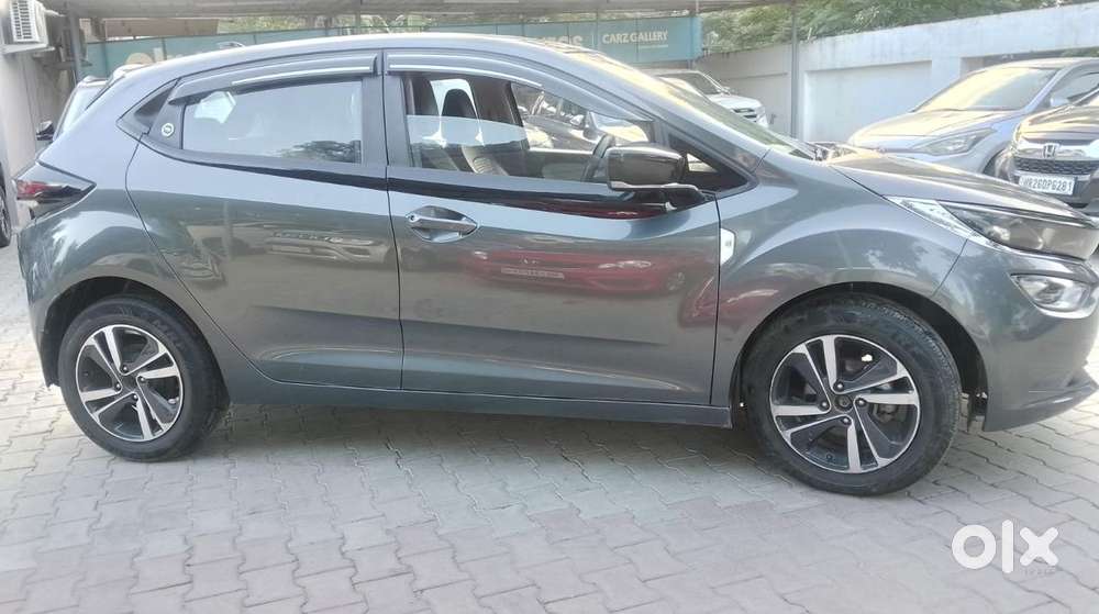 Tata Altroz Xz Plus (s) Icng, 2023, Cng & Hybrids