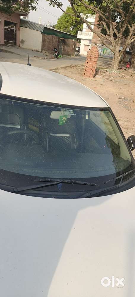 Maruti Suzuki New-gen Swift 2022 Petrol 65000 Km Driven