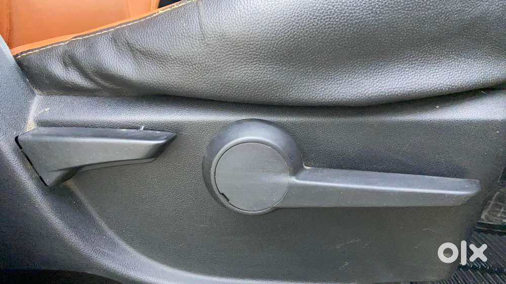 Mahindra Kuv 100 2016-2017 Mfalcon G80 K8 5str, 2016, Petrol
