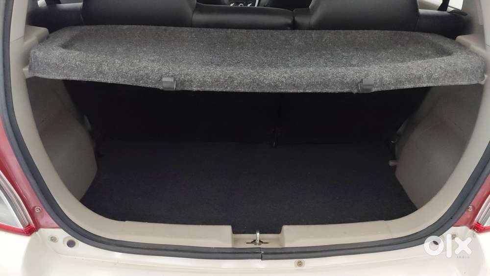 Maruti Suzuki Celerio Vxi At, 2016, Petrol