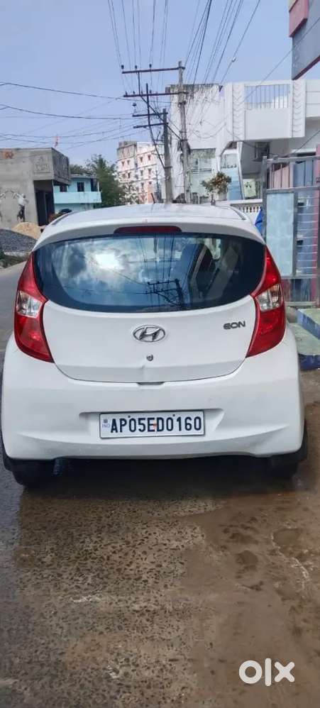 Hyundai Eon 2017 Petrol Well Maintained