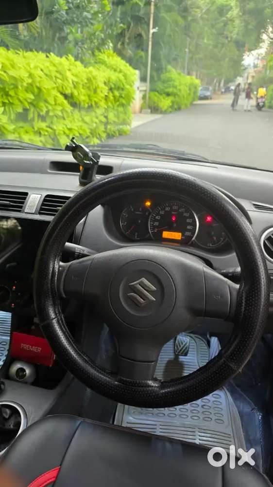 Maruti Suzuki Swift 2009 (tn 23 Ah 0786)