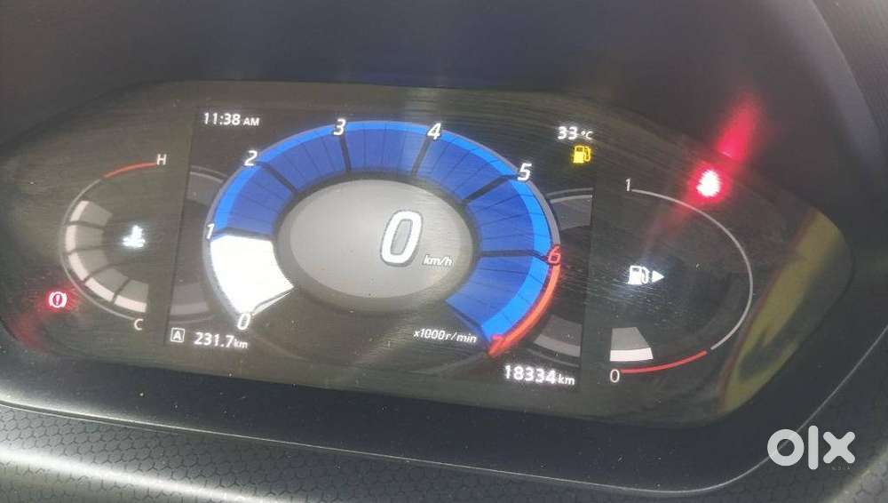 Nissan Magnite 1.0 Xv Premium, 2023, Petrol