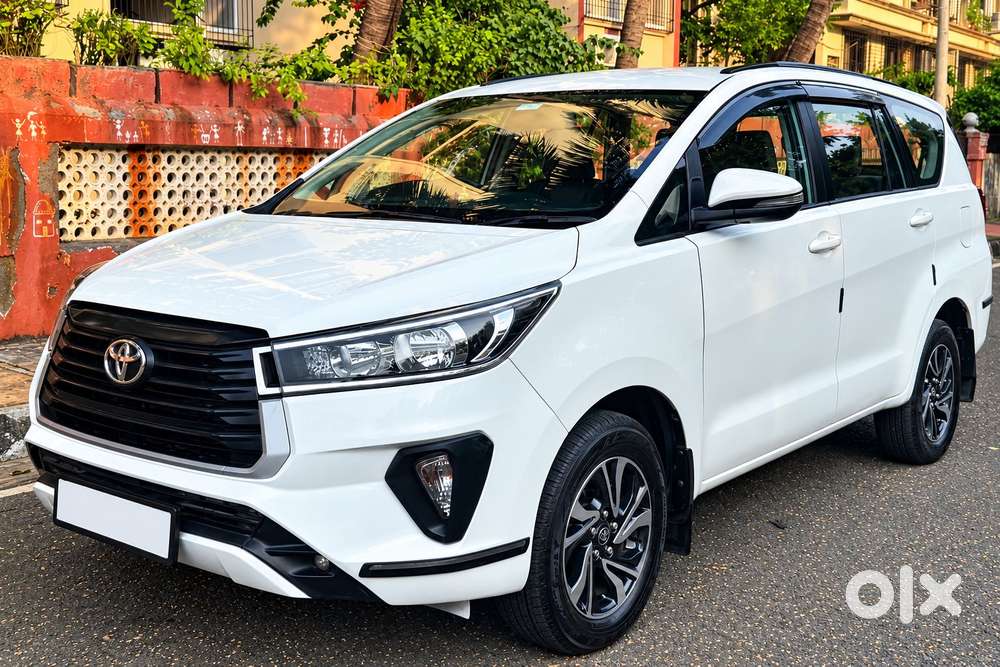 Toyota Innova Crysta [2020-ongoing] 2.4 Gx At 7 Str, 2022, Diesel