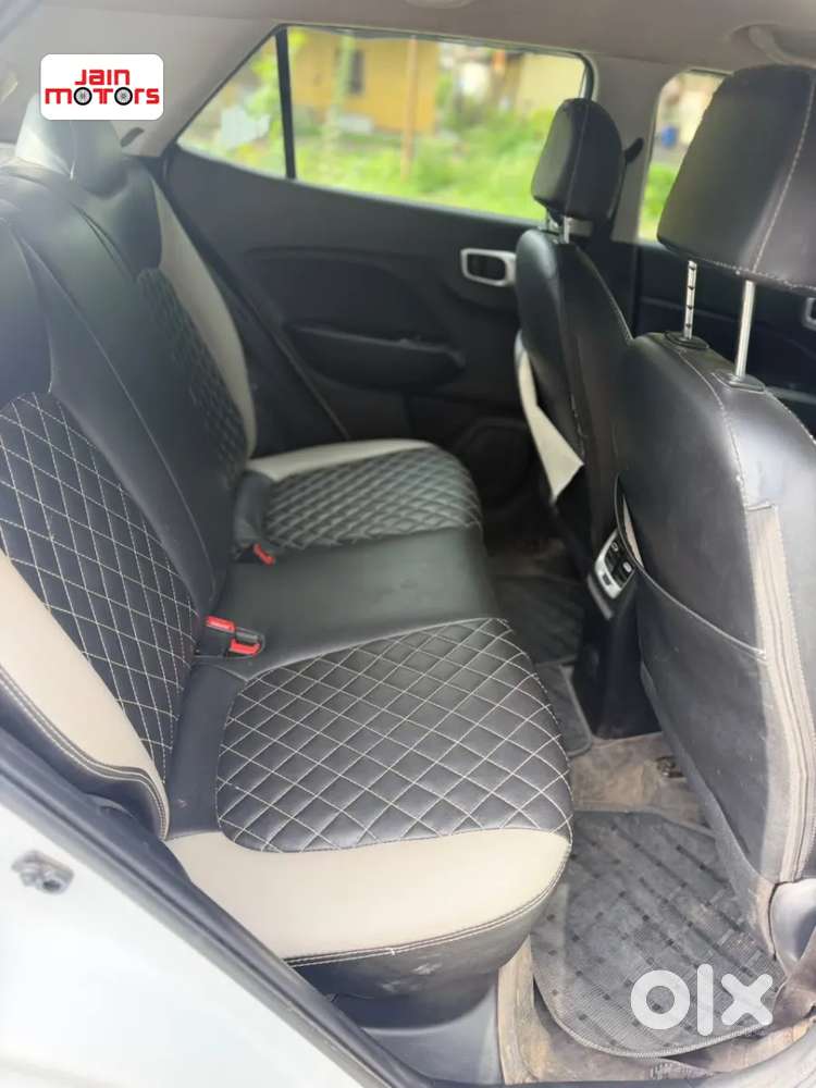 Hyundai Venue S 1.2 Petrol, 2022, Petrol
