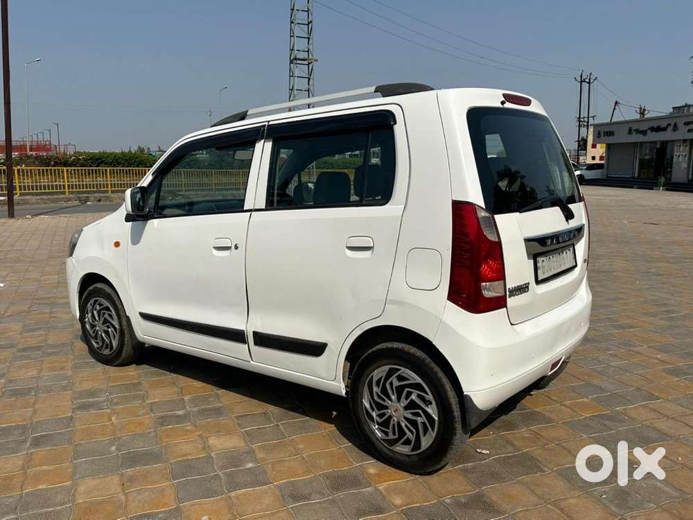 Maruti Suzuki Wagon R 2014 Petrol Well Maintained