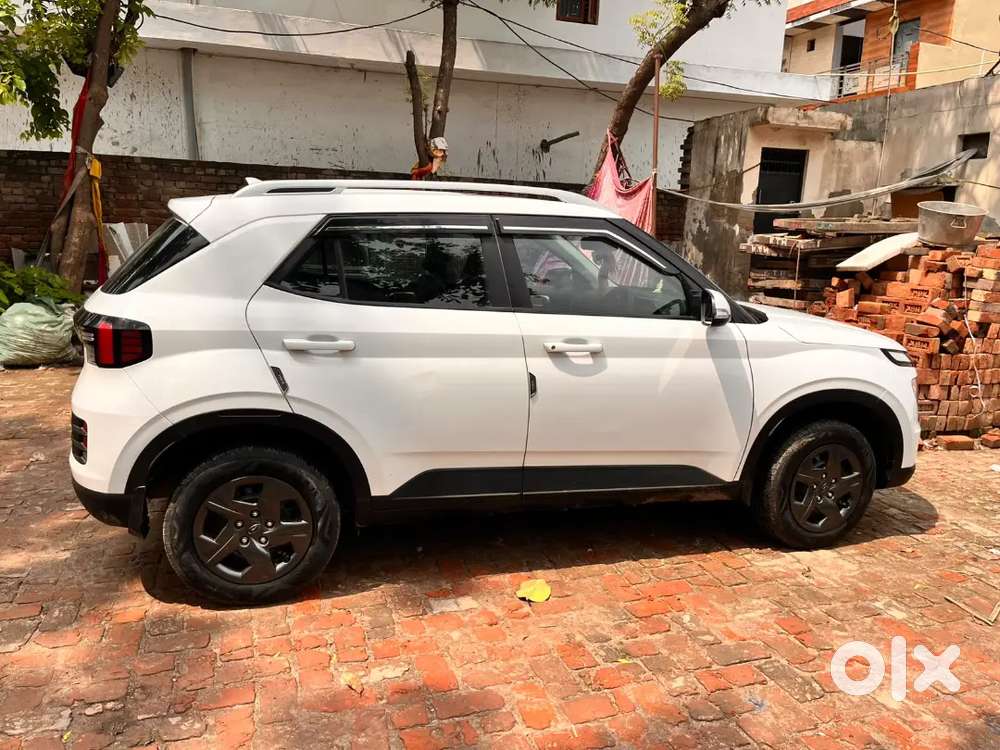 Hyundai Venue 1.2 2025 Manual