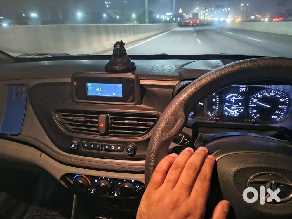 Tata Altroz 2021 Petrol 56000 Km Driven