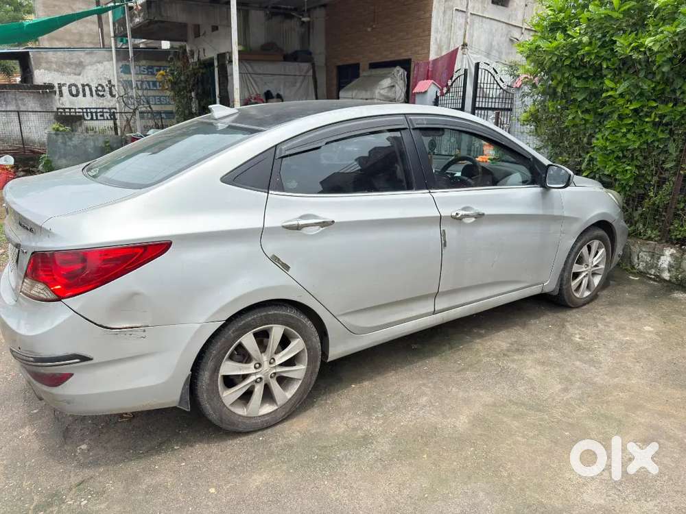 Hyundai Verna Sx 2012 (all New Tyers)
