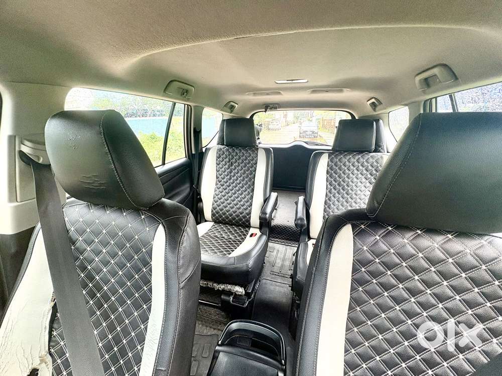 Toyota Innova Crysta 2.4 G Mt, 2017, Diesel